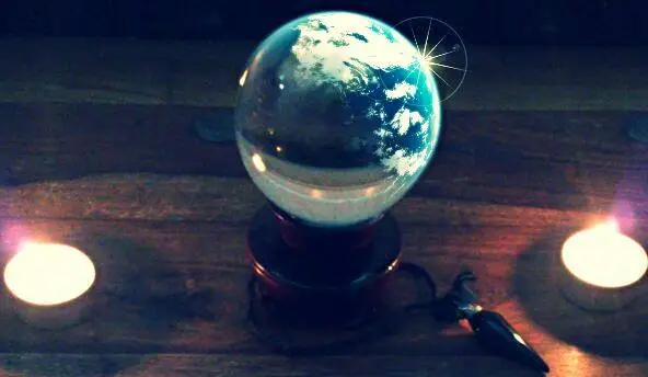 Rytuał płomienia świecy